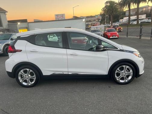 2021 Chevrolet Bolt EV FWD LT