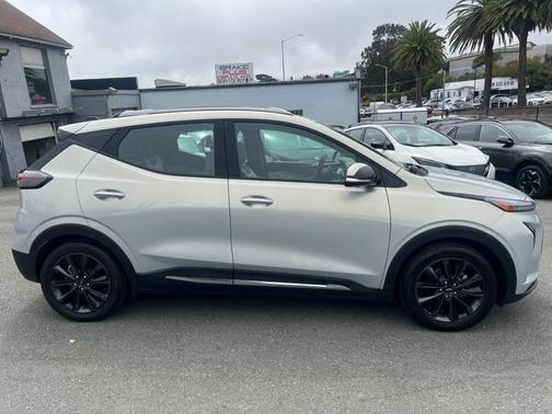 2022 Chevrolet Bolt EUV FWD Premier