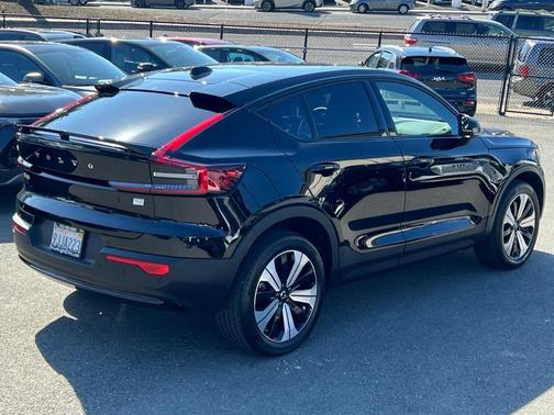 2023 Volvo C40 Recharge Pure Electric Twin Core