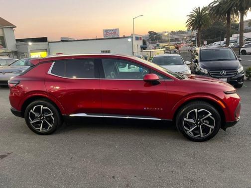 2025 Chevrolet Equinox EV LT