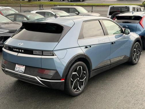 2023 Hyundai IONIQ 5 SEL