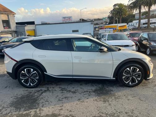 2024 Kia EV6 Light Long Range