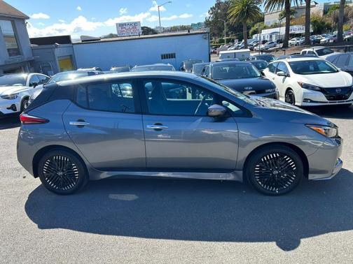 2025 Nissan Leaf SV PLUS