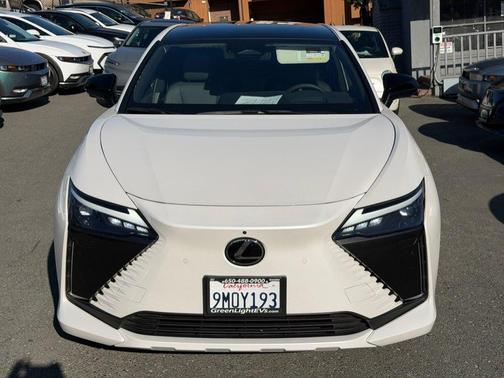 2024 Lexus RZ 300e Premium