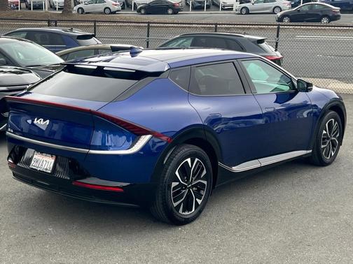 2024 Kia EV6 Wind