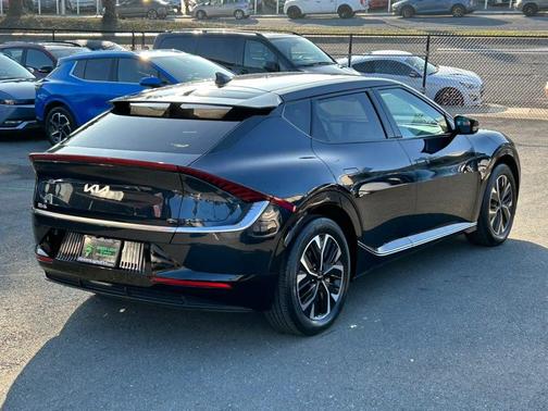 2023 Kia EV6 Wind