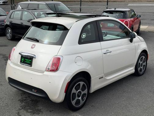 2018 FIAT 500e Battery Electric
