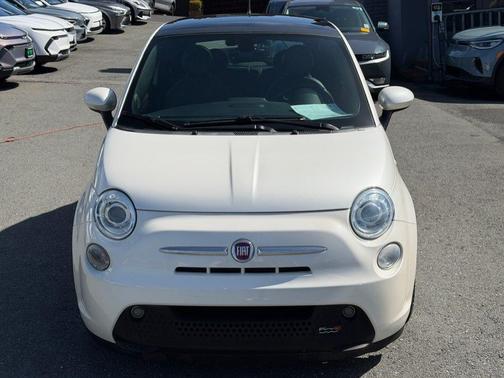 2018 FIAT 500e Battery Electric