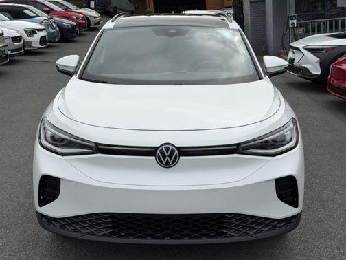Opal White Pearl 2023 Volkswagen ID.4 AWD Pro S