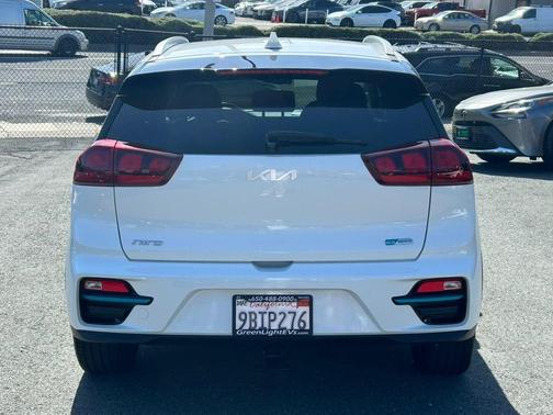 Snow White Pearl 2022 Kia Niro EV S