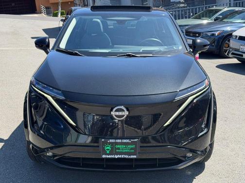 Black Diamond Pearl 2024 Nissan ARIYA PLATINUM+