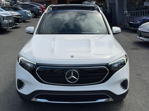 Polar White 2023 Mercedes-Benz EQB 300 4MATIC