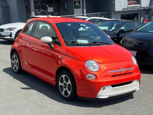 2017 FIAT 500e Battery Electric