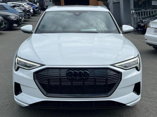 2023 Audi e-tron Premium Plus quattro