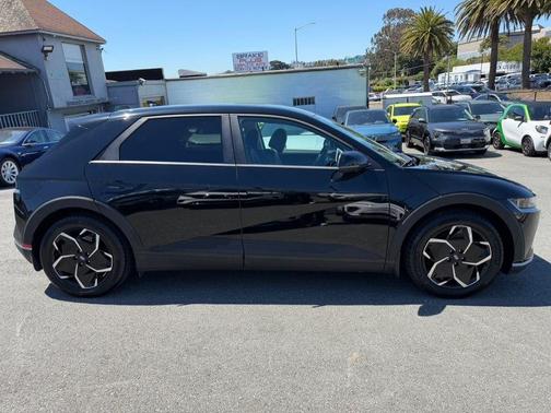 Abyss Black 2023 Hyundai IONIQ 5 SEL