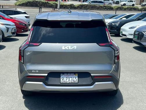 2024 Kia EV9 Light Short Range