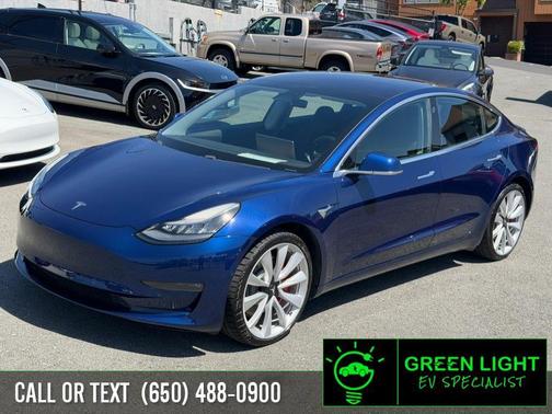 Deep Blue Metallic 2018 Tesla Model 3 Performance