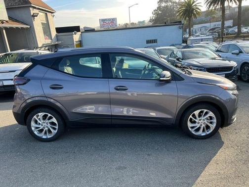 2022 Chevrolet Bolt EUV FWD LT