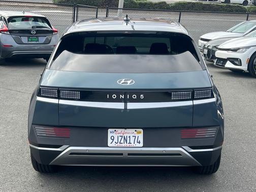 2024 Hyundai IONIQ 5 SEL