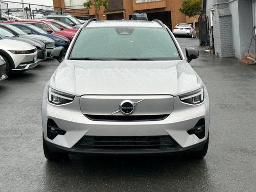 2023 Volvo XC40 Recharge Pure Electric Twin Plus