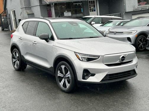 2023 Volvo XC40 Recharge Pure Electric Twin Plus