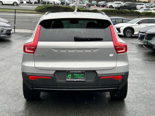2023 Volvo XC40 Recharge Pure Electric Twin Plus