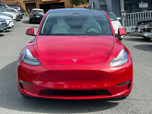 2022 Tesla Model Y Performance Dual Motor All-Wheel Drive