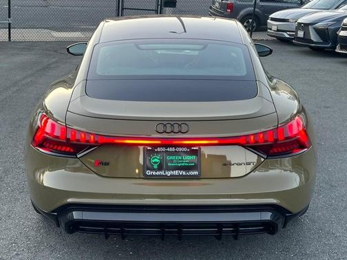 2023 Audi RS e-tron GT quattro