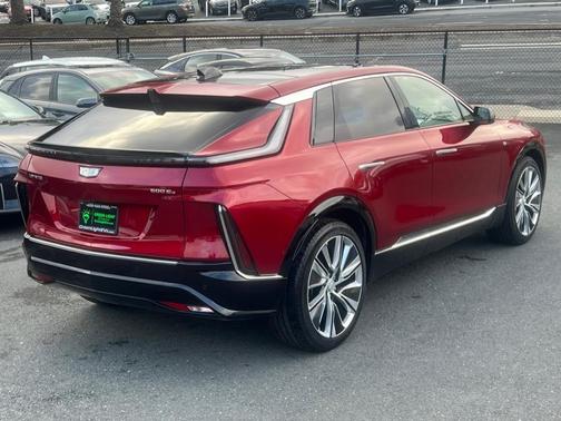 2024 Cadillac LYRIQ Luxury