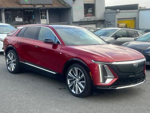 2024 Cadillac LYRIQ Luxury