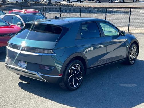 2024 Hyundai IONIQ 5 SEL