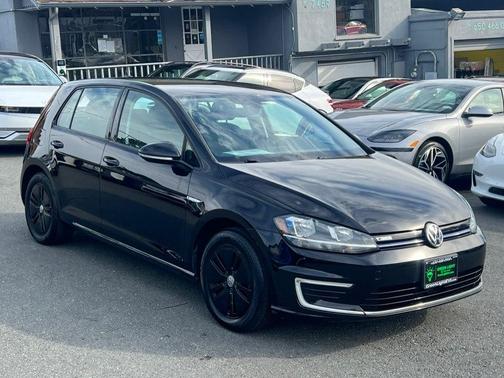 2019 Volkswagen e-Golf SE