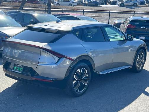 2024 Kia EV6 Wind