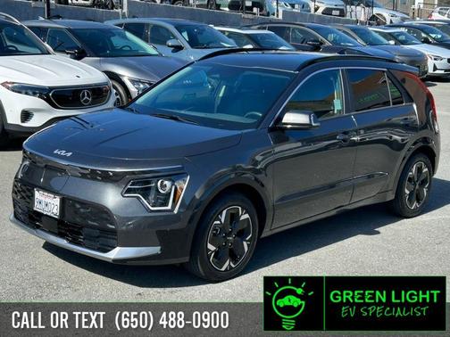 Graphite Gray 2024 Kia Niro EV Wind