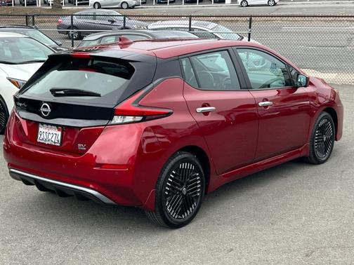 2025 Nissan Leaf SV PLUS
