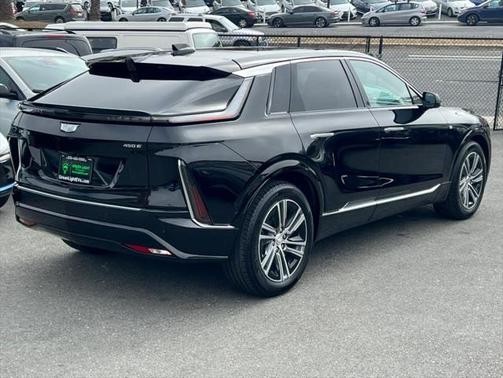 2024 Cadillac LYRIQ Luxury w/1SC