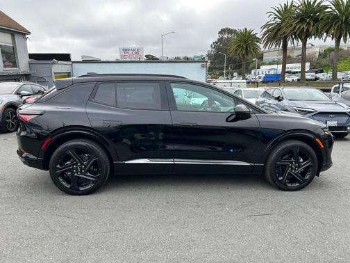 2024 Chevrolet Equinox EV RS