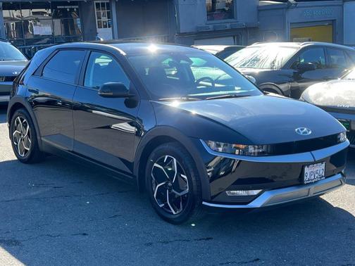 2024 Hyundai IONIQ 5 SEL