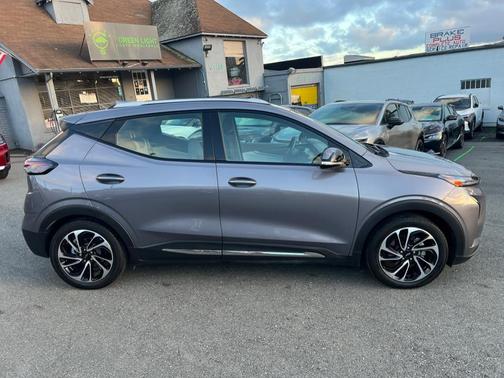 2023 Chevrolet Bolt EUV FWD Premier