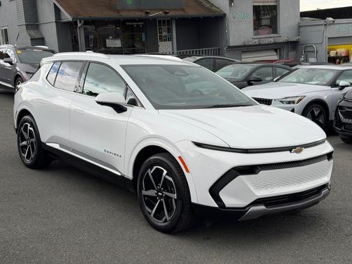 2025 Chevrolet Equinox EV LT