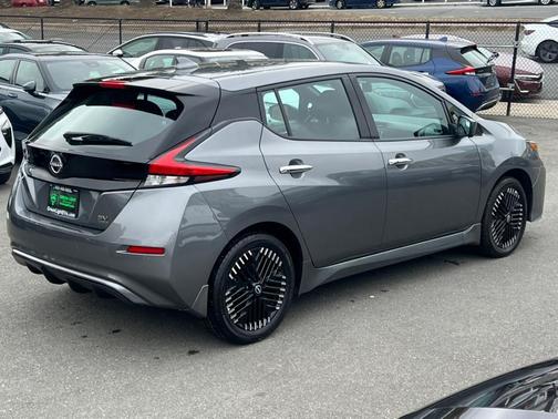 2024 Nissan Leaf SV PLUS