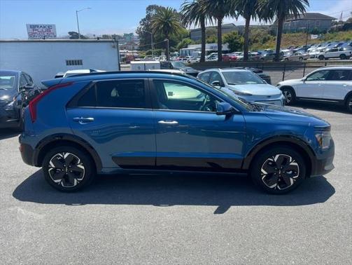 2023 Kia Niro EV Wave