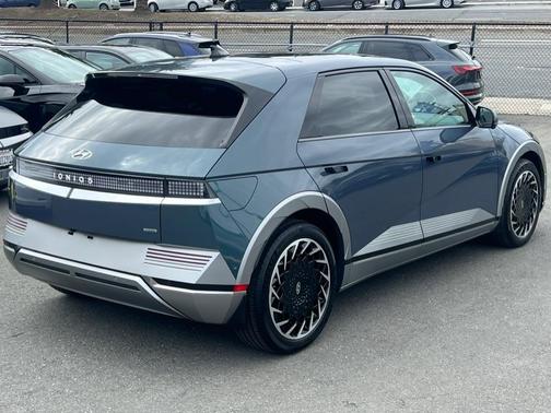 2023 Hyundai IONIQ 5 Limited