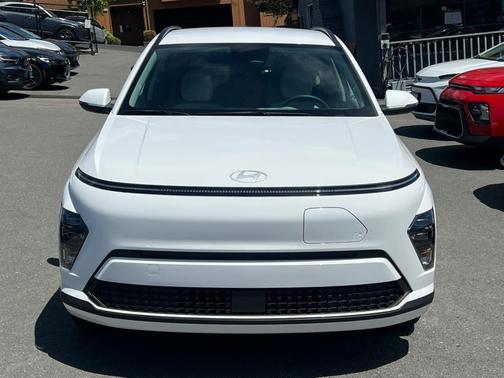 2024 Hyundai KONA EV SEL
