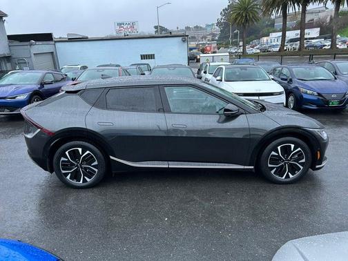2023 Kia EV6 Wind