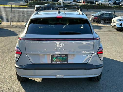 2024 Hyundai KONA EV SEL