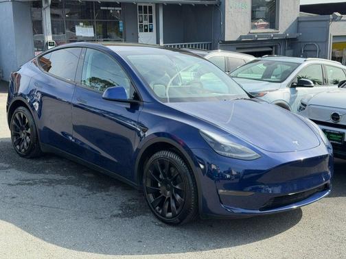 2023 Tesla Model Y Long Range Dual Motor All-Wheel Drive