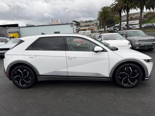 2024 Hyundai IONIQ 5 Limited