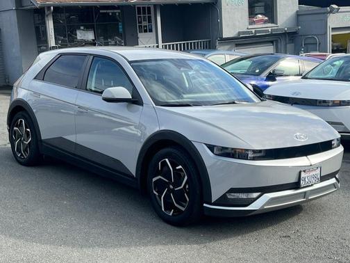 2024 Hyundai IONIQ 5 SEL