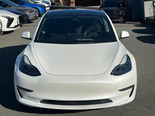 2022 Tesla Model 3 Standard Range
